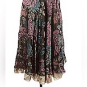 EUC Silk Skirt. EU Size 40 US  Small